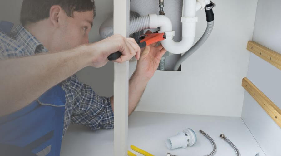 Professional water heater repair in Ironwood, MI